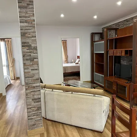 House Lourdes & Manuel Machico (Madeira)