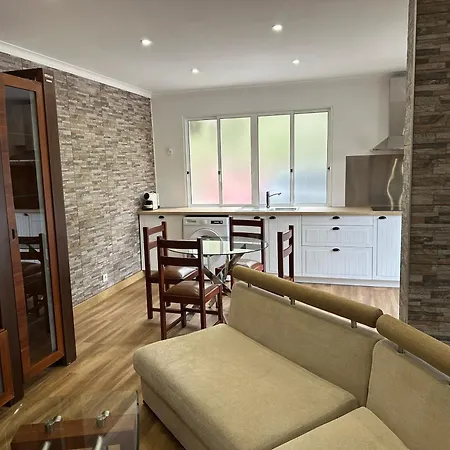 House Lourdes & Manuel Машику