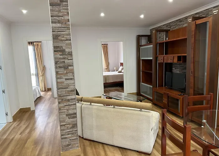 House Lourdes & Manuel Machico (Madeira)